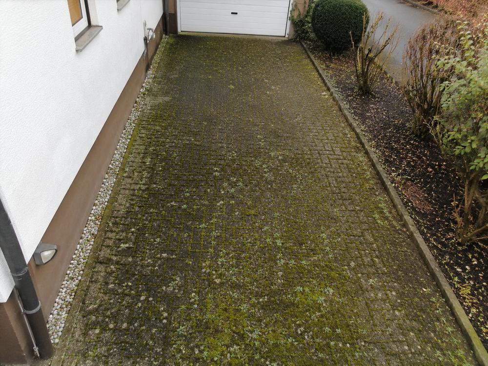 Pflastereinfahrt Moos vorher